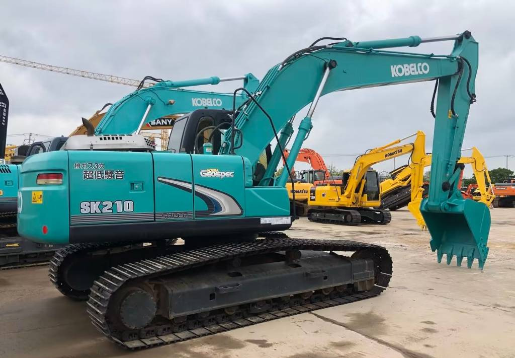 Kobelco SK 210-8 - Pelle sur chenille: photos 1 Kobelco SK 210-8 - Pelle sur chenille: photos 1