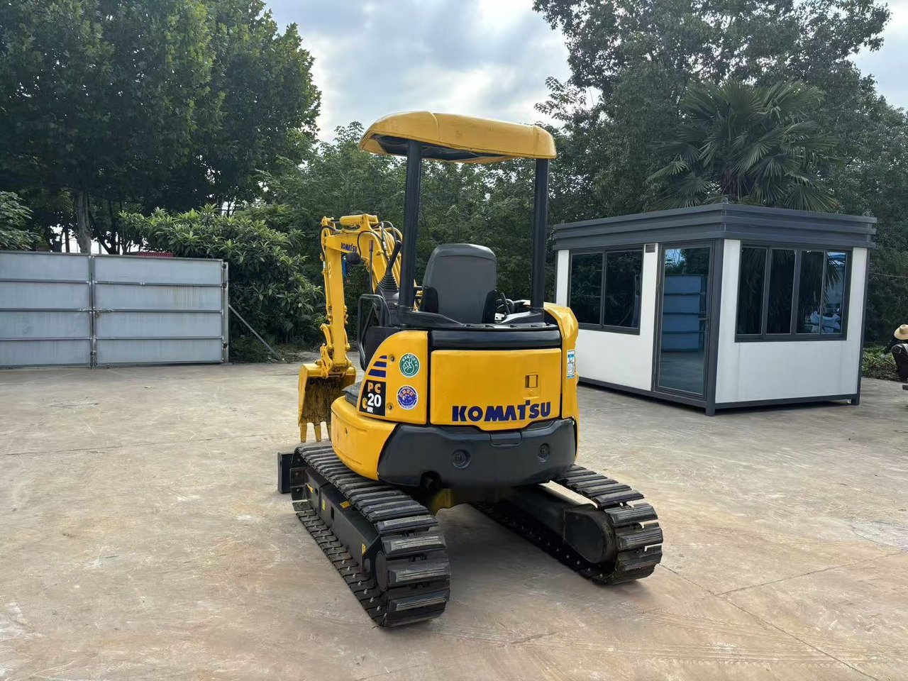 Komatsu Komatsu 20, Komatsu 20 - Mini pelle: photos 2 Komatsu Komatsu 20, Komatsu 20 - Mini pelle: photos 2