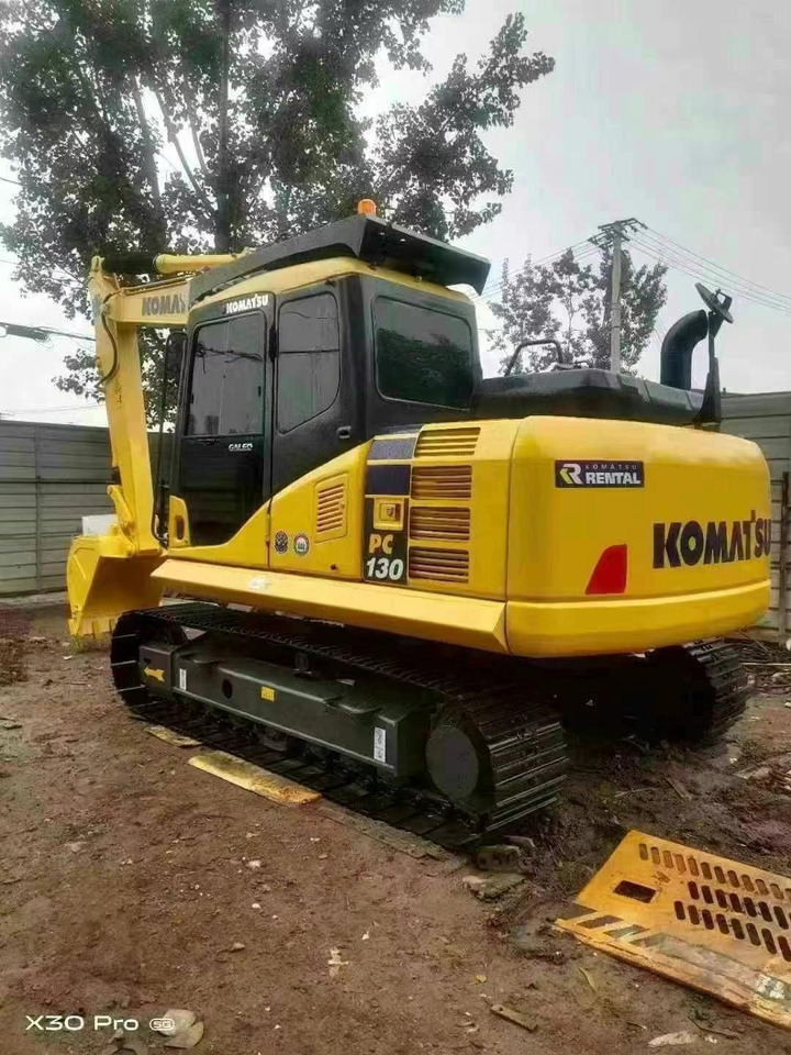 Komatsu PC 130-7 PC130 PC130-7 - Pelle sur chenille: photos 4 Komatsu PC 130-7 PC130 PC130-7 - Pelle sur chenille: photos 4