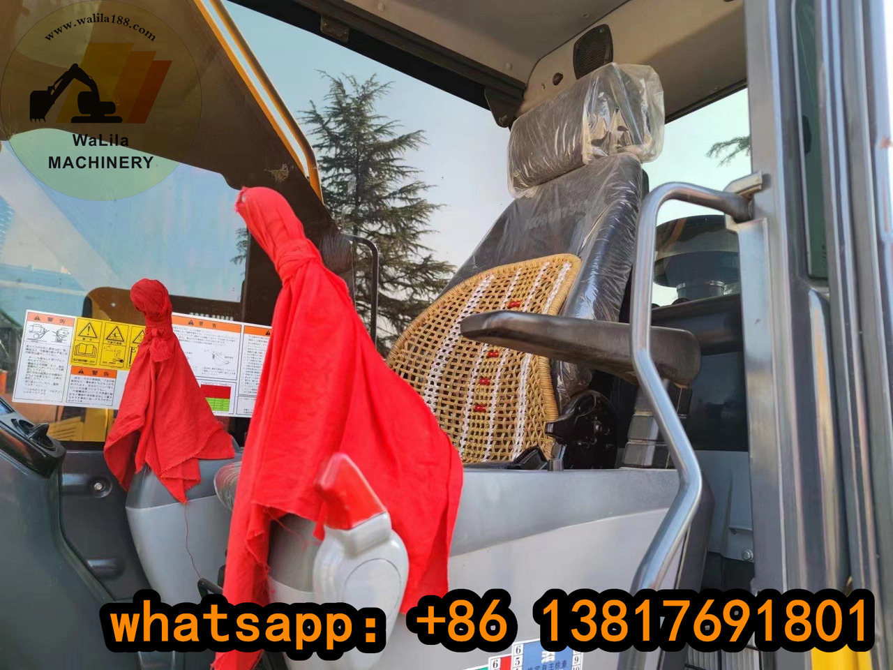 Komatsu PC 220-8 Japan imported Komatsu 22-ton medium excavator - Pelle sur chenille: photos 4 Komatsu PC 220-8 Japan imported Komatsu 22-ton medium excavator - Pelle sur chenille: photos 4