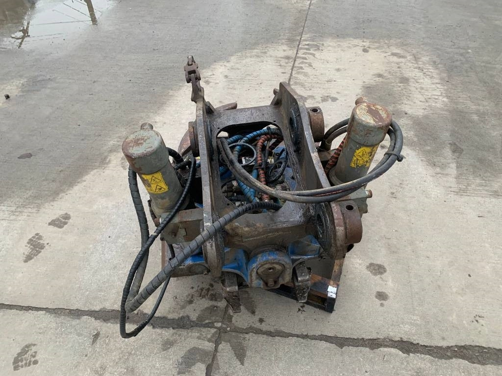 SMP ROTOTILT S60 - Accessoire pour Engins de chantier: photos 5 SMP ROTOTILT S60 - Accessoire pour Engins de chantier: photos 5