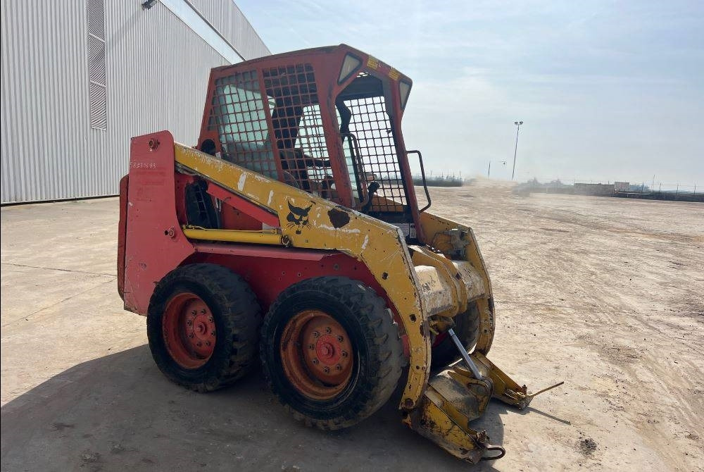 Bobcat 753 - Mini chargeuse: photos 4 Bobcat 753 - Mini chargeuse: photos 4