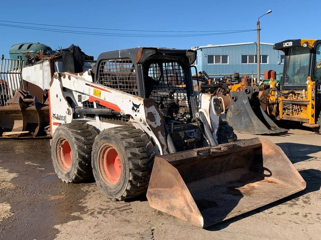 Bobcat S 550 - Mini chargeuse: photos 1 Bobcat S 550 - Mini chargeuse: photos 1