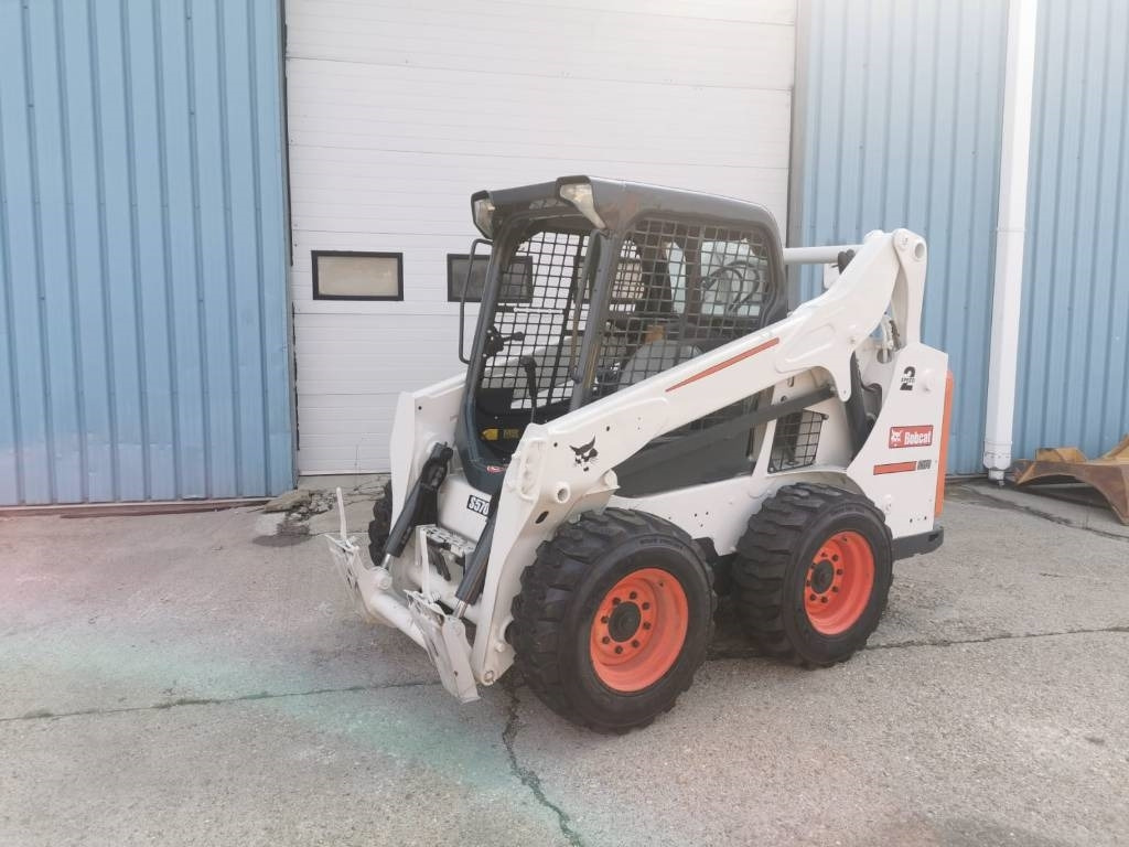 Bobcat S 570  - Mini chargeuse: photos 1 Bobcat S 570  - Mini chargeuse: photos 1