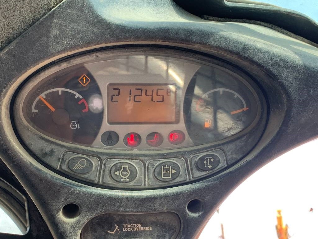 Mini chargeuse Bobcat S 570: photos 12