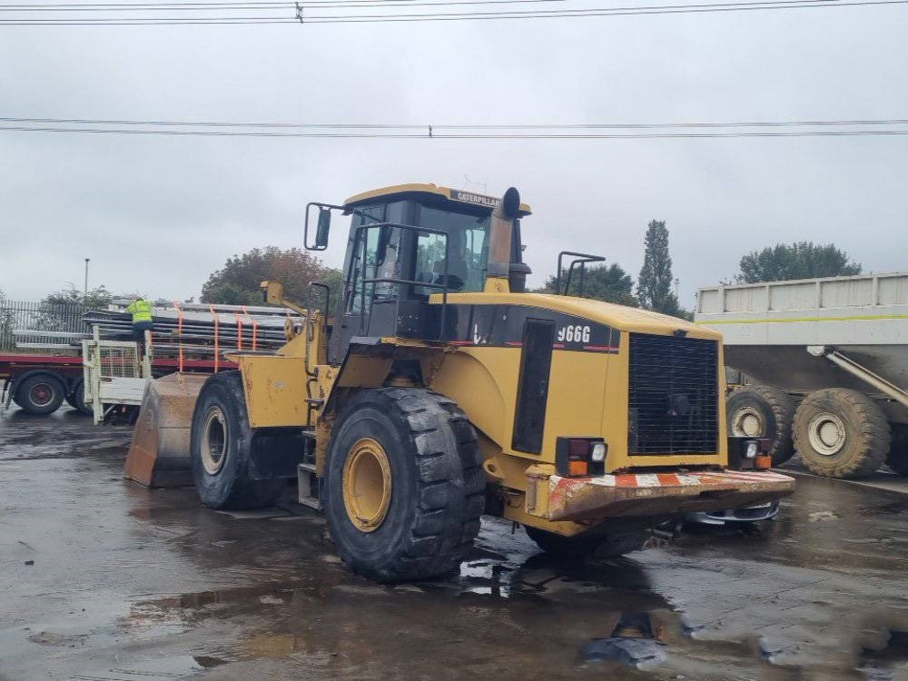 CAT 966 G - Chargeuse sur pneus: photos 3 CAT 966 G - Chargeuse sur pneus: photos 3
