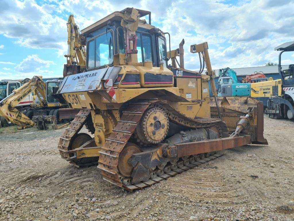 CAT D 6 R III - Bulldozer: photos 3 CAT D 6 R III - Bulldozer: photos 3