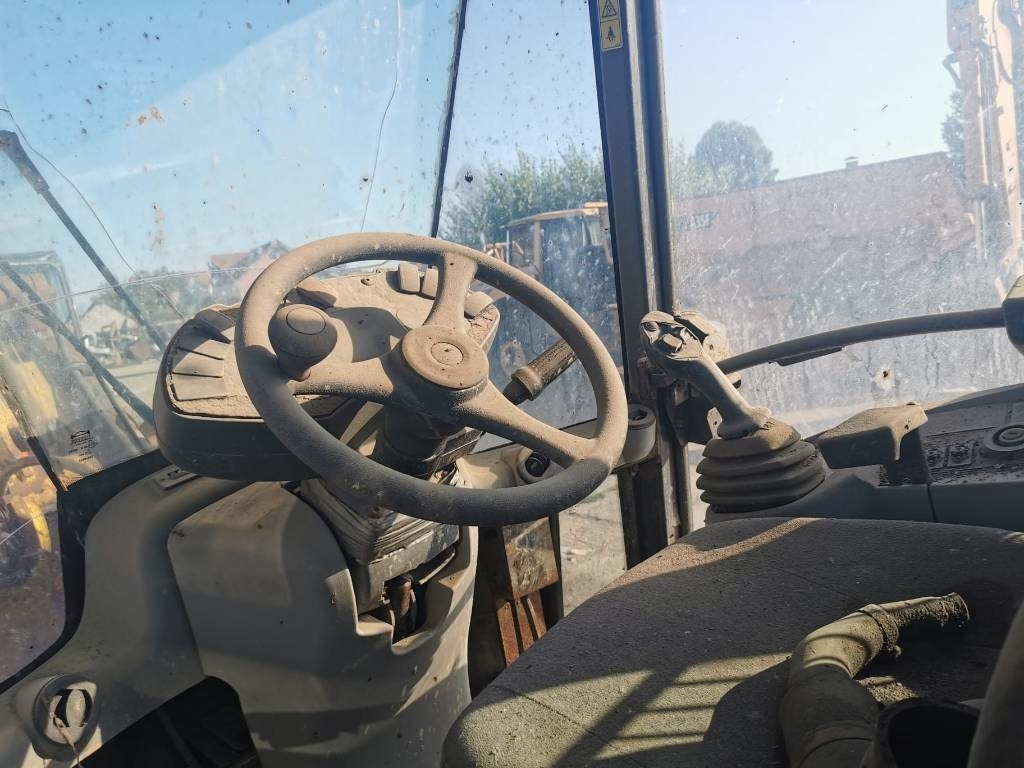 CAT TH 360 B - Chariot télescopique: photos 3 CAT TH 360 B - Chariot télescopique: photos 3