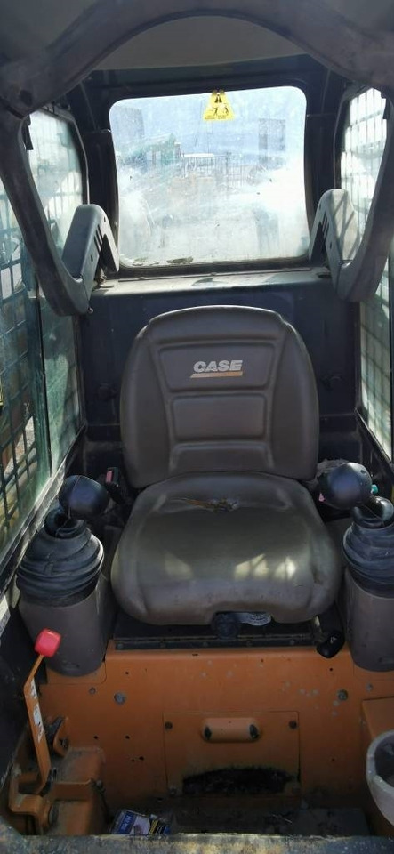 Case 440CT - Mini chargeuse: photos 5 Case 440CT - Mini chargeuse: photos 5