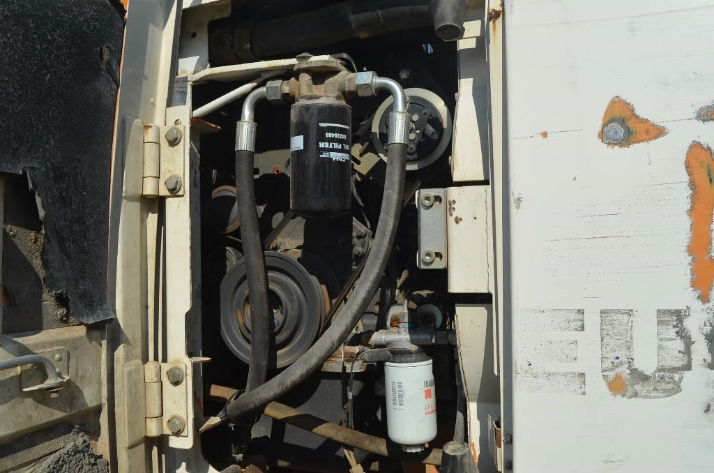 Case WX 145 - Pelle sur pneus: photos 5 Case WX 145 - Pelle sur pneus: photos 5