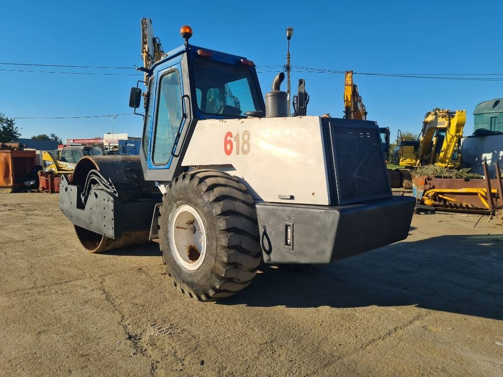 Compactor MV 618 DT - Compacteur à pieds de mouton/ Monocylindre: photos 2 Compactor MV 618 DT - Compacteur à pieds de mouton/ Monocylindre: photos 2
