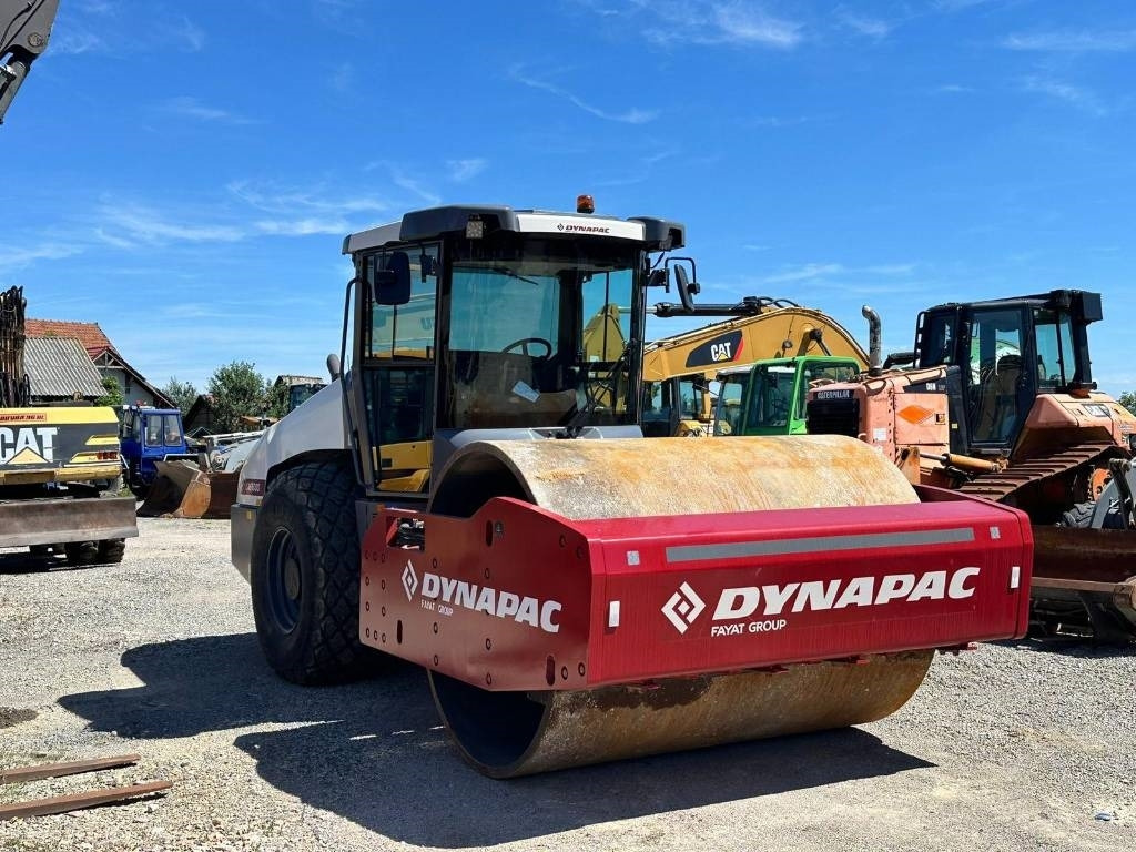 Dynapac CA 5500D - Compacteur à pieds de mouton/ Monocylindre: photos 1 Dynapac CA 5500D - Compacteur à pieds de mouton/ Monocylindre: photos 1
