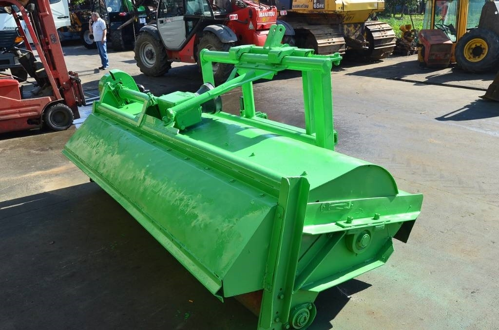 G.Ducker UM 27 VK - Broyeur/ Épareuse: photos 3 G.Ducker UM 27 VK - Broyeur/ Épareuse: photos 3