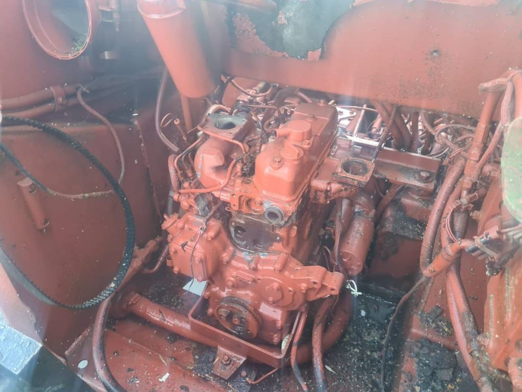 Gehl 3640-3840 FOR PARTS - Mini chargeuse: photos 3 Gehl 3640-3840 FOR PARTS - Mini chargeuse: photos 3