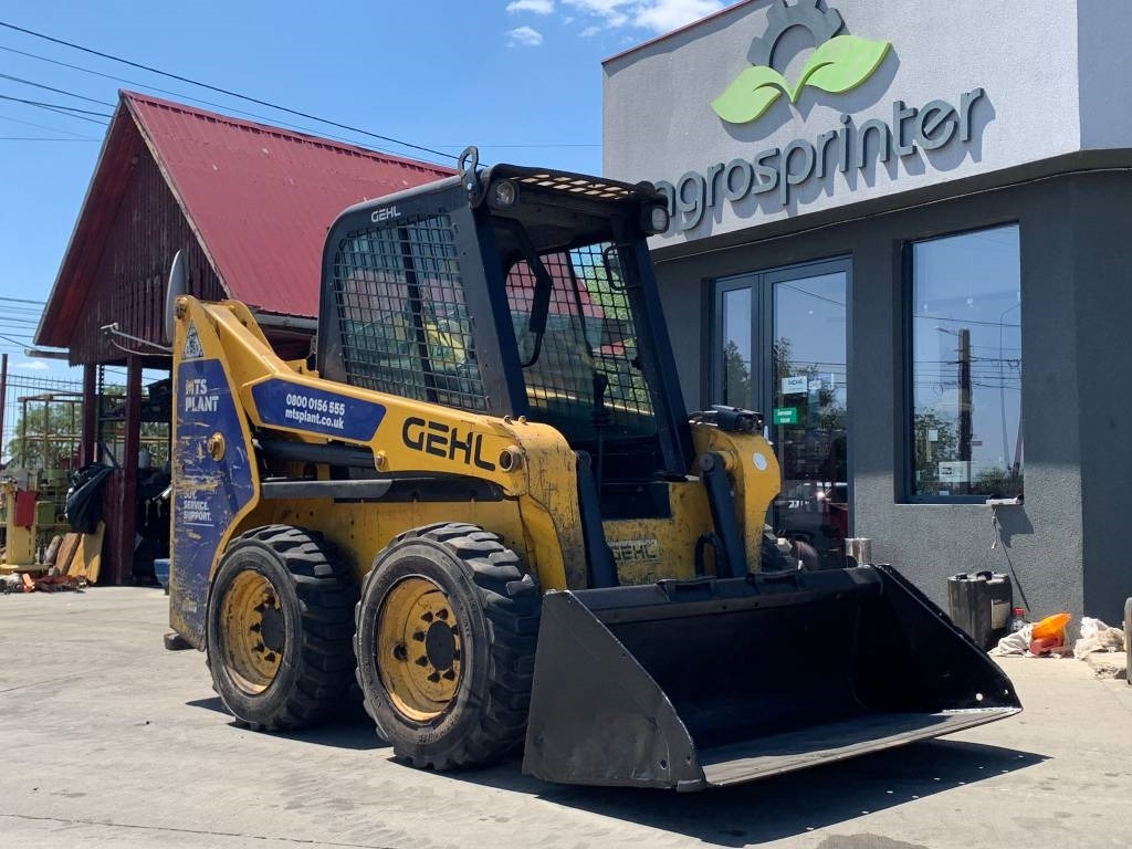 Gehl R 165 - Mini chargeuse: photos 4 Gehl R 165 - Mini chargeuse: photos 4