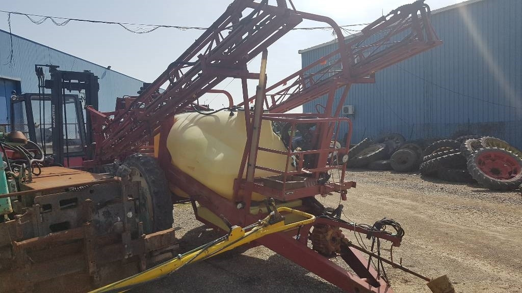 Hardi Commander 2200 - Pulvérisateur traîné: photos 3 Hardi Commander 2200 - Pulvérisateur traîné: photos 3