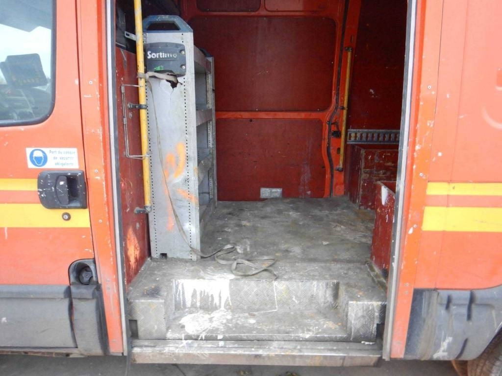 Iveco Daily 50C15 - Fourgon utilitaire: photos 3 Iveco Daily 50C15 - Fourgon utilitaire: photos 3