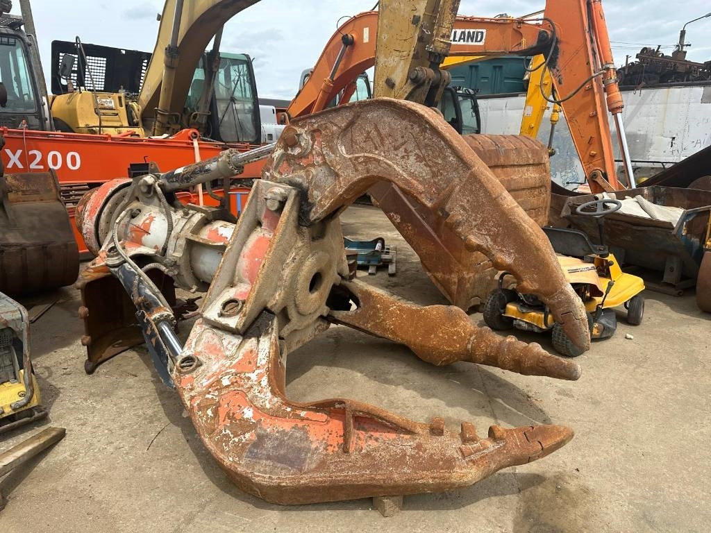 J&B Grijbers - Grappin pour Engins de chantier: photos 1 J&B Grijbers - Grappin pour Engins de chantier: photos 1