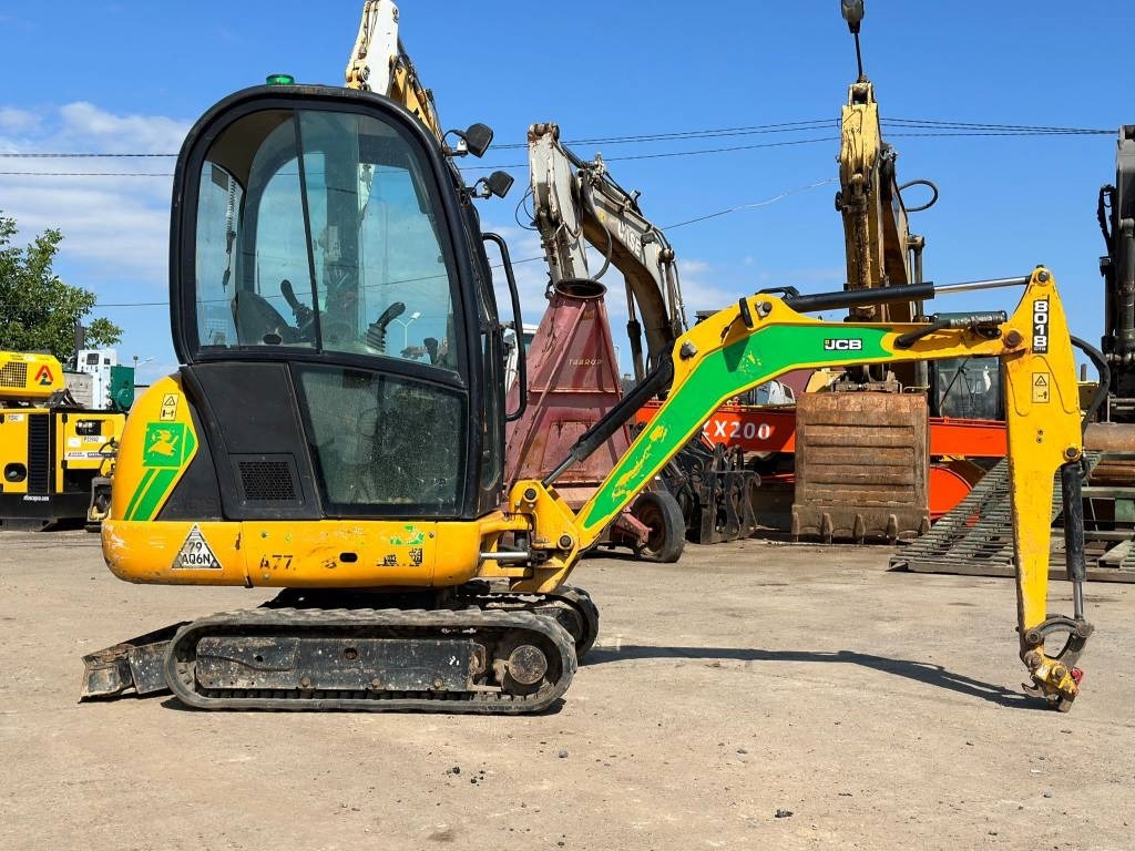 Mini pelle JCB 8018: photos 7