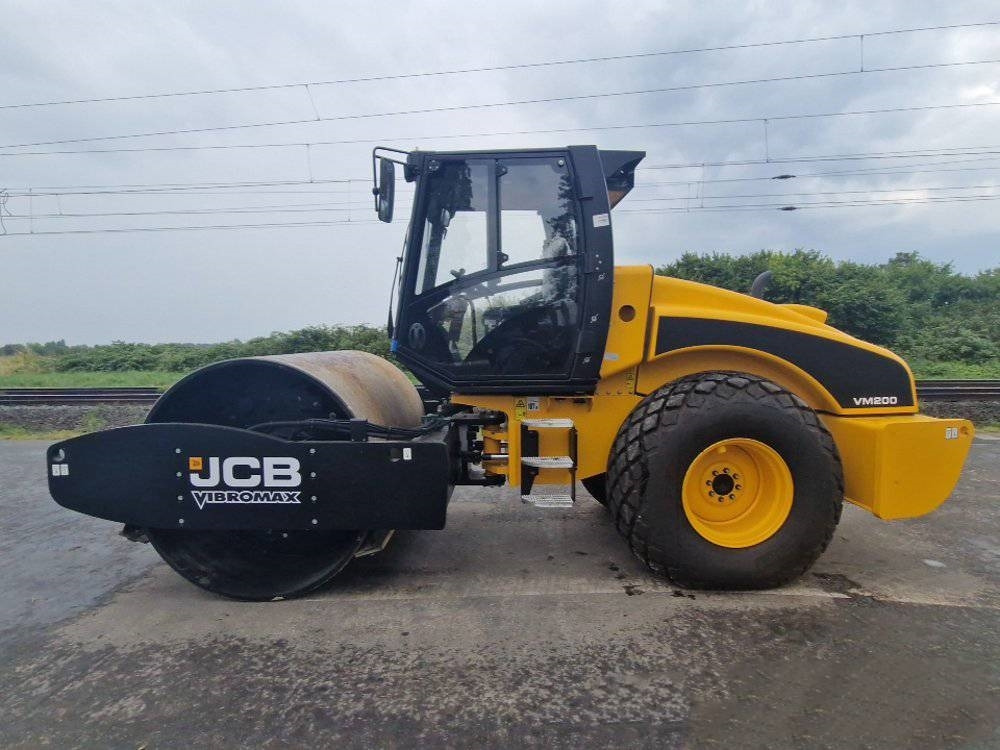 JCB VM 200 D NEW - Compacteur à pieds de mouton/ Monocylindre: photos 2 JCB VM 200 D NEW - Compacteur à pieds de mouton/ Monocylindre: photos 2
