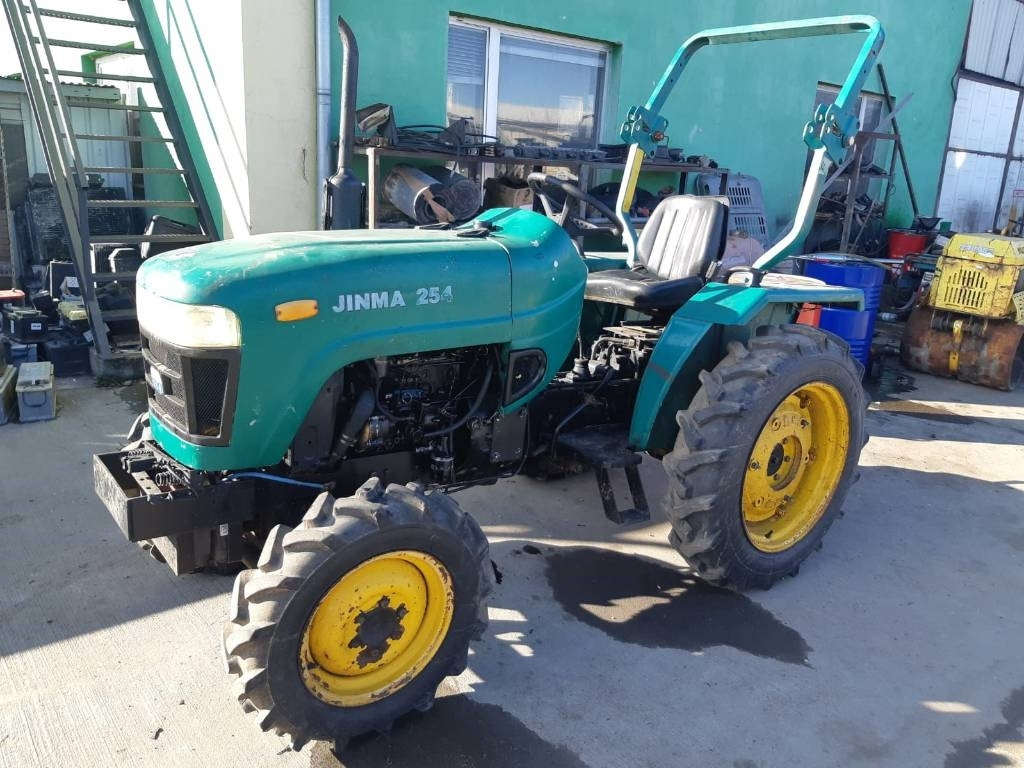 Jinma 254 - Tracteur agricole: photos 1 Jinma 254 - Tracteur agricole: photos 1