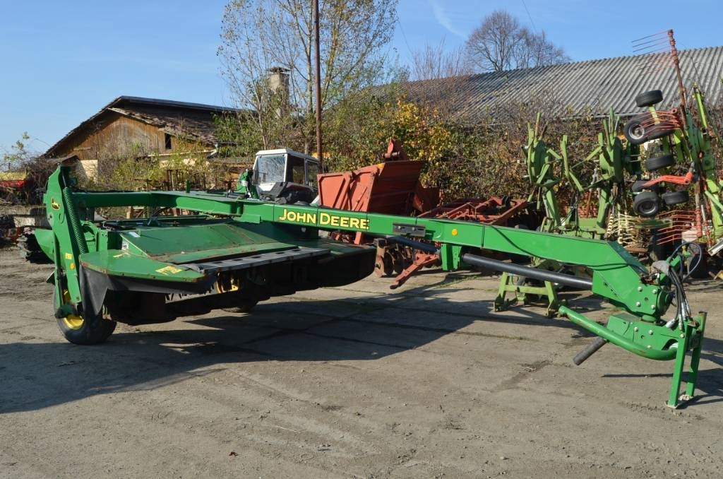 John Deere 530 - Faucheuse: photos 1 John Deere 530 - Faucheuse: photos 1