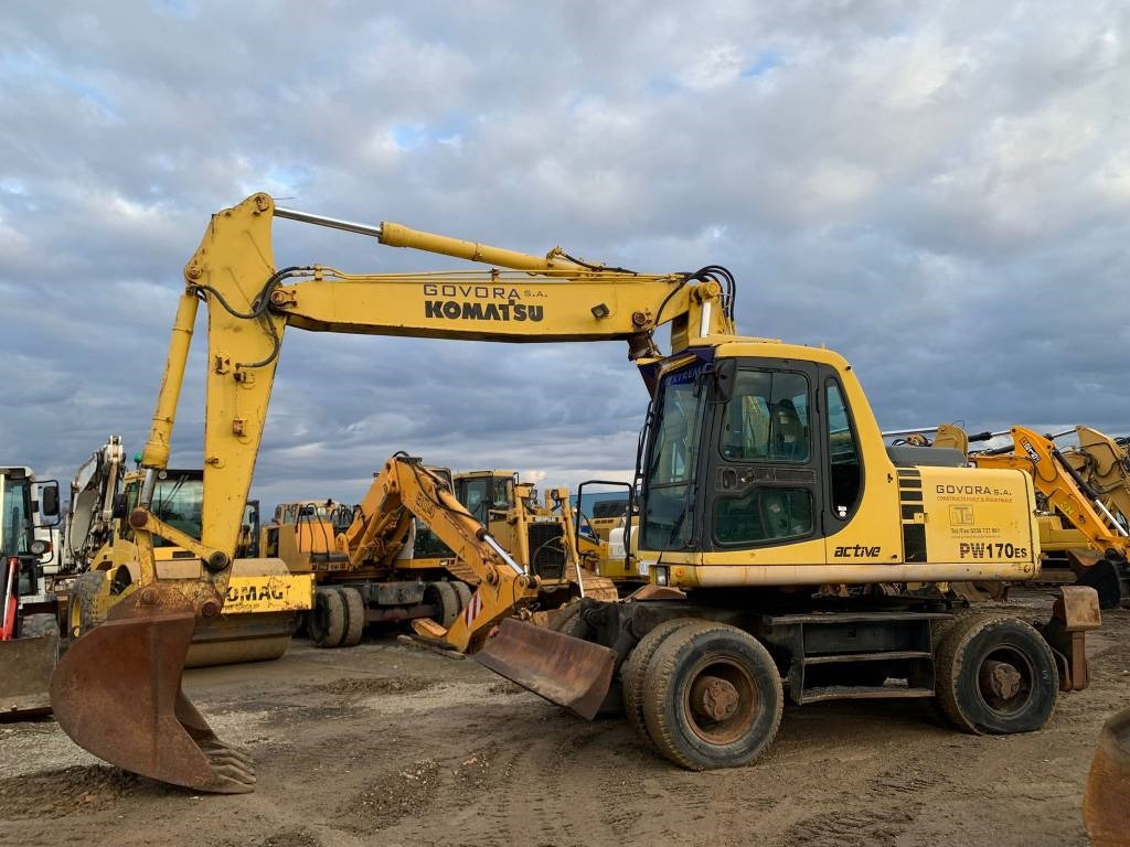 Komatsu PW 170 ES - Pelle sur pneus: photos 2 Komatsu PW 170 ES - Pelle sur pneus: photos 2