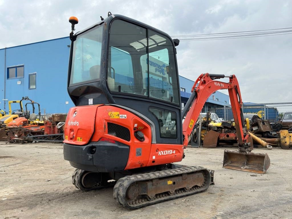 Kubota KX 019-4 - Mini pelle: photos 3 Kubota KX 019-4 - Mini pelle: photos 3