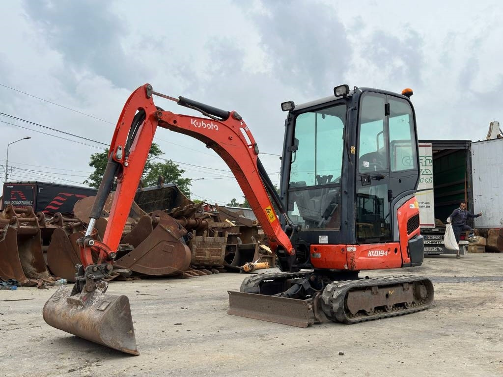 Kubota KX 019-4 - Mini pelle: photos 4 Kubota KX 019-4 - Mini pelle: photos 4
