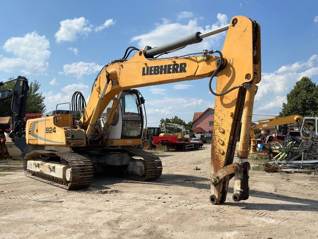 Liebherr R 924 C Liebherr R 924 C - Pelle sur chenille: photos 4 Liebherr R 924 C Liebherr R 924 C - Pelle sur chenille: photos 4