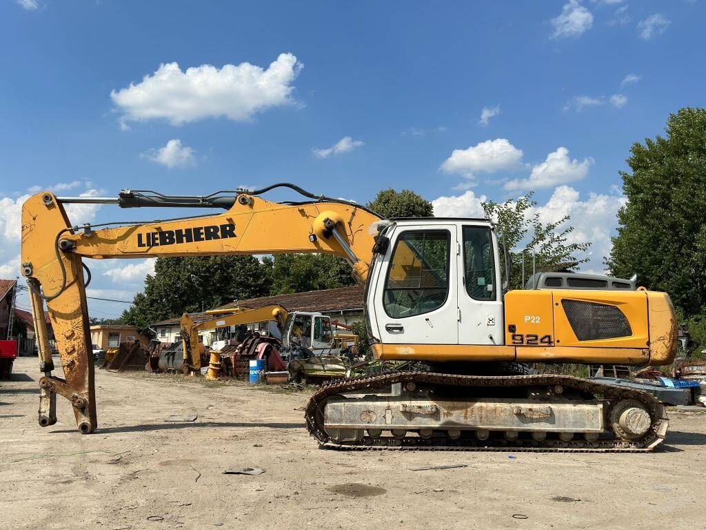 Liebherr R 924 C Liebherr R 924 C - Pelle sur chenille: photos 2 Liebherr R 924 C Liebherr R 924 C - Pelle sur chenille: photos 2