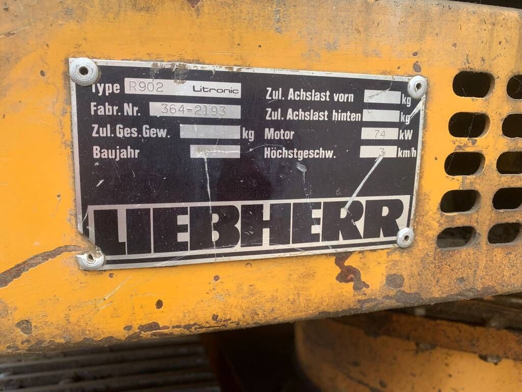 Liebherr R902 For Parts - Pelle sur chenille: photos 5 Liebherr R902 For Parts - Pelle sur chenille: photos 5