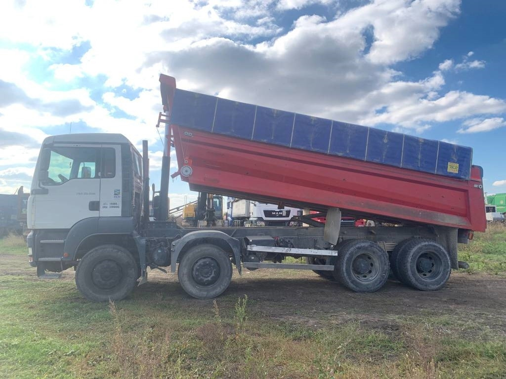 MAN TGA 35.350 - Camion benne: photos 5 MAN TGA 35.350 - Camion benne: photos 5