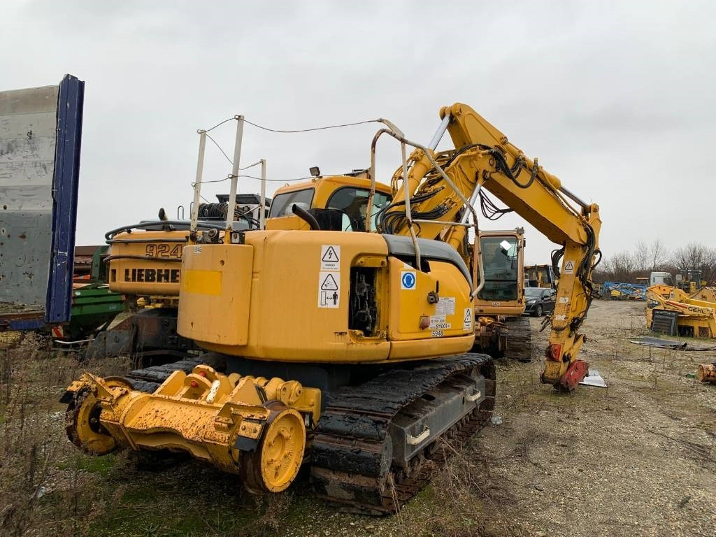 New Holland E 135 SR-1ES RAILWAY  - Pelle sur chenille: photos 3 New Holland E 135 SR-1ES RAILWAY  - Pelle sur chenille: photos 3