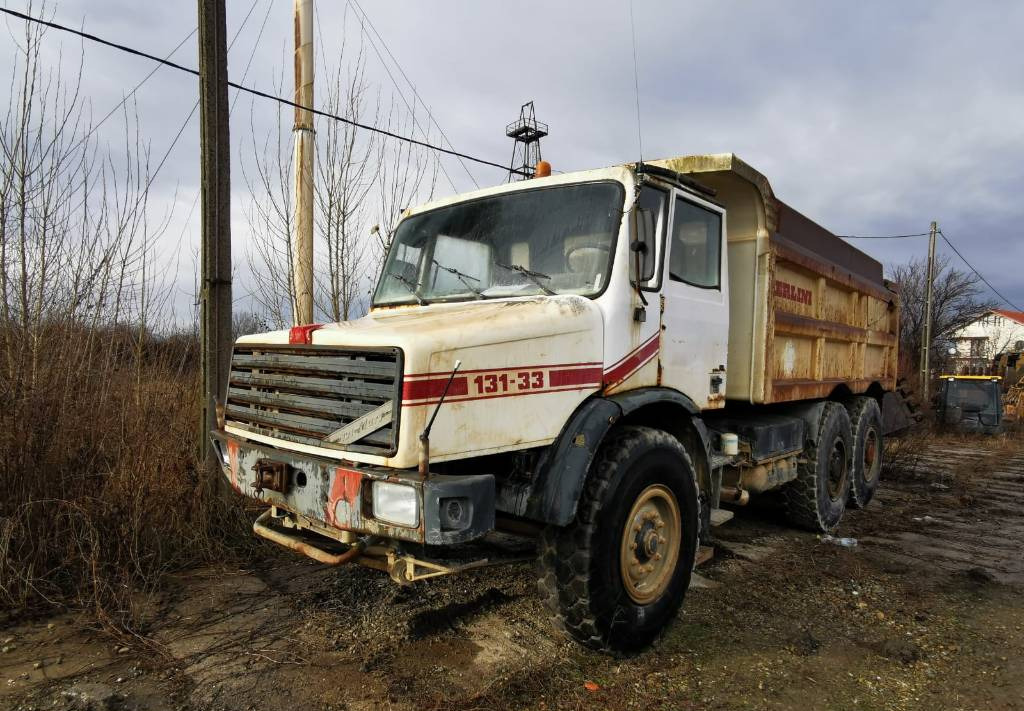 Tombereau rigide Perlini 131-33: photos 1