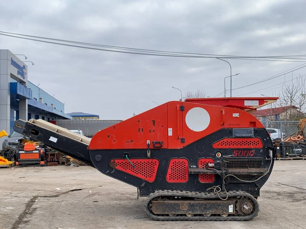 Red Rhino 5000 - Concasseur mobile: photos 2 Red Rhino 5000 - Concasseur mobile: photos 2