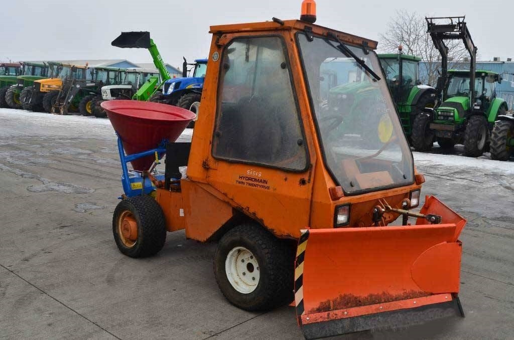 Sisis Sisis  - Engin de déneigement: photos 2 Sisis Sisis  - Engin de déneigement: photos 2