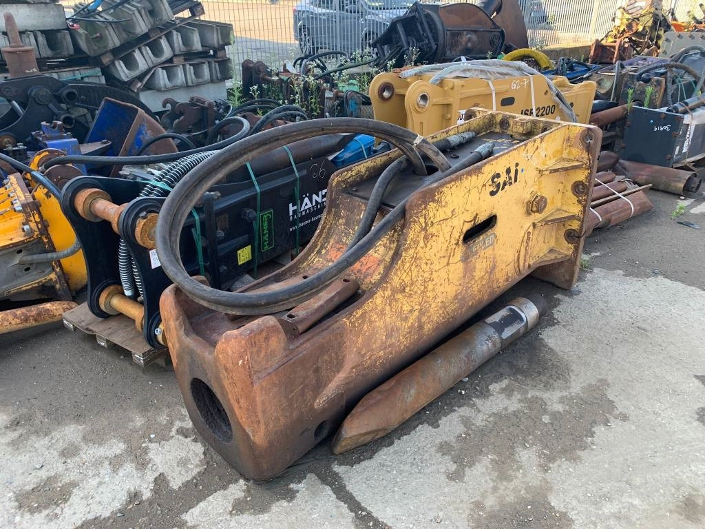 Soosan SB121 - Marteau hydraulique pour Engins de chantier: photos 1 Soosan SB121 - Marteau hydraulique pour Engins de chantier: photos 1