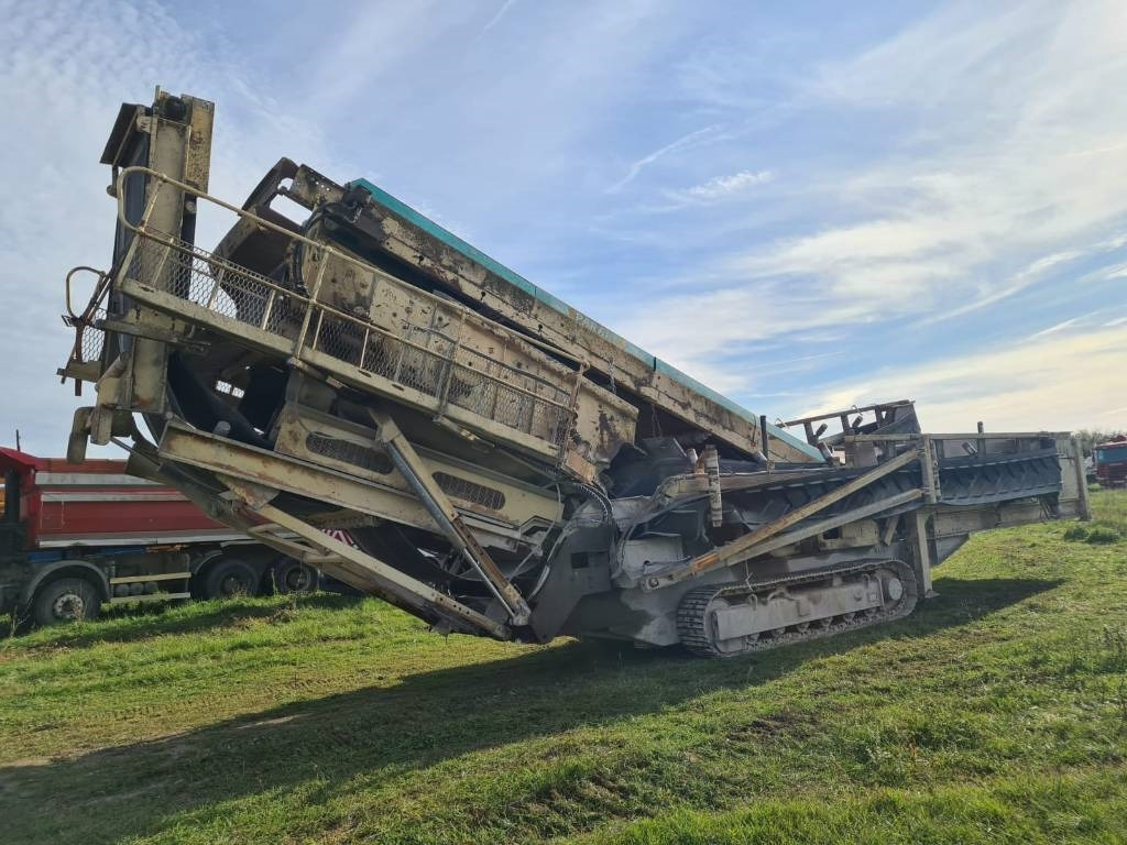 Terex Finlay 683 SUPERTRAK - Crible: photos 4 Terex Finlay 683 SUPERTRAK - Crible: photos 4