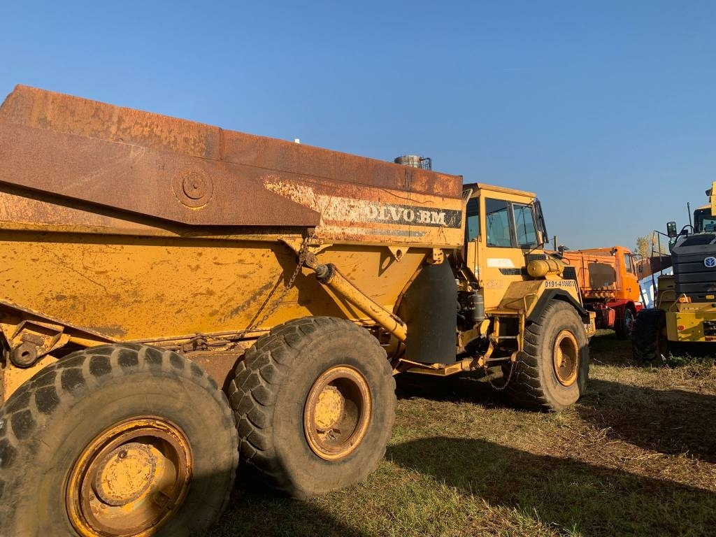 Volvo A 25 C - Tombereau articulé: photos 5 Volvo A 25 C - Tombereau articulé: photos 5
