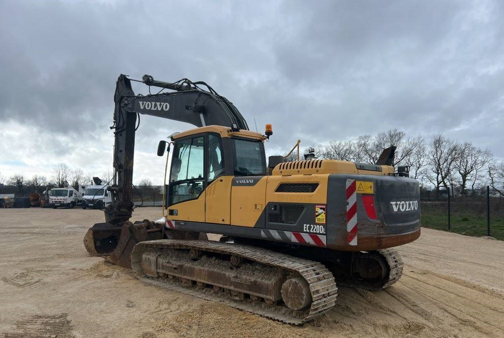 Volvo EC 220 DL - Pelle sur chenille: photos 2 Volvo EC 220 DL - Pelle sur chenille: photos 2