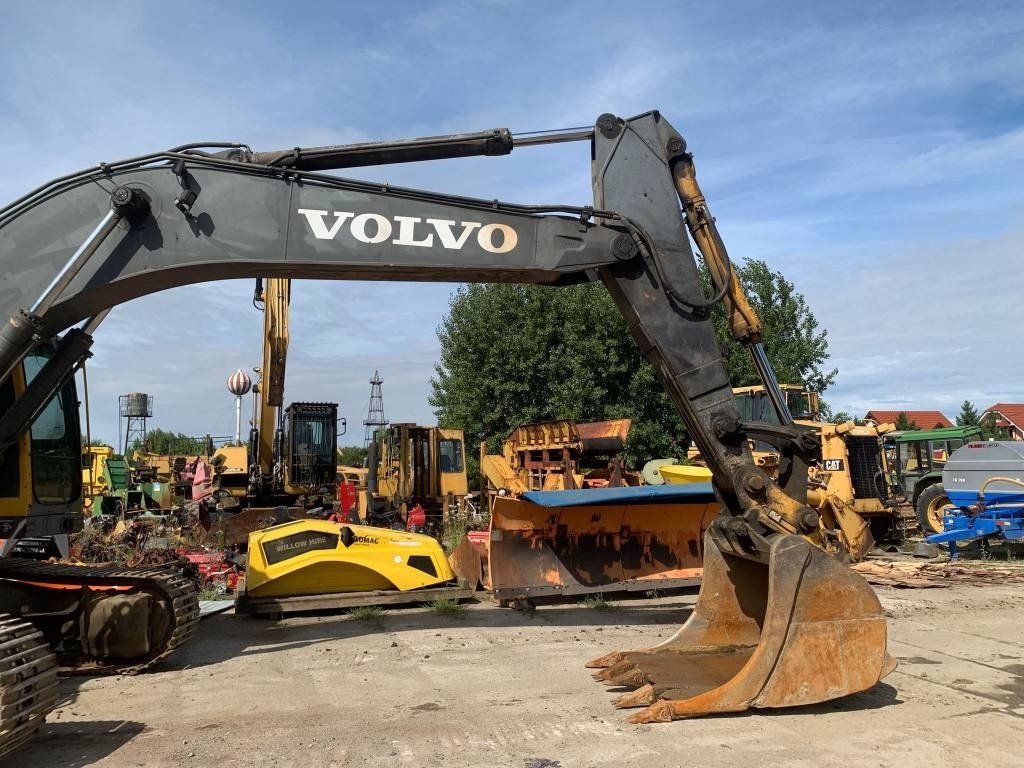 Volvo EC 290 B LC - Pelle sur chenille: photos 5 Volvo EC 290 B LC - Pelle sur chenille: photos 5