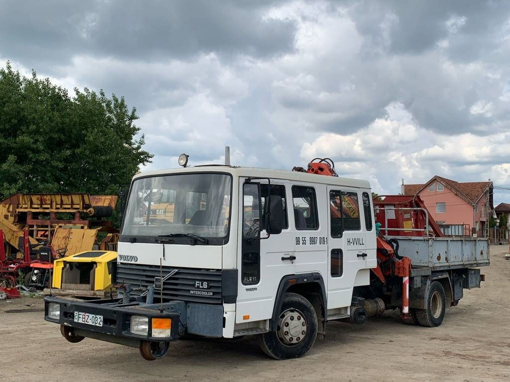 Volvo FL 611 Railway Truck  - Camion grue: photos 4 Volvo FL 611 Railway Truck  - Camion grue: photos 4