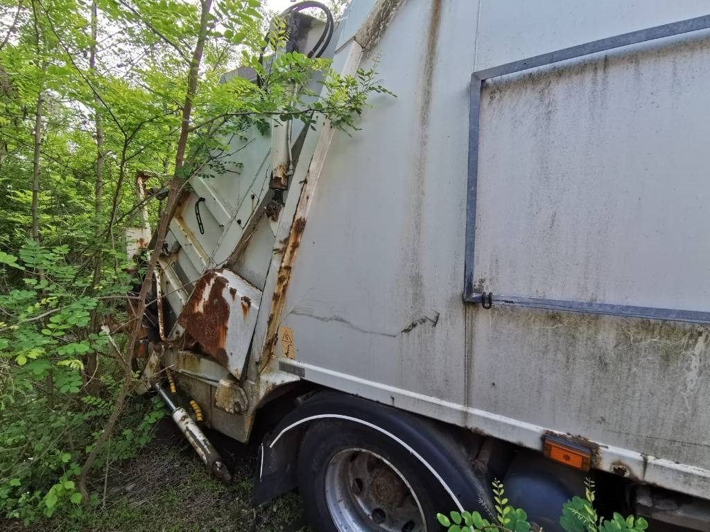 Volvo FL6 - Benne à ordures ménagères: photos 3 Volvo FL6 - Benne à ordures ménagères: photos 3