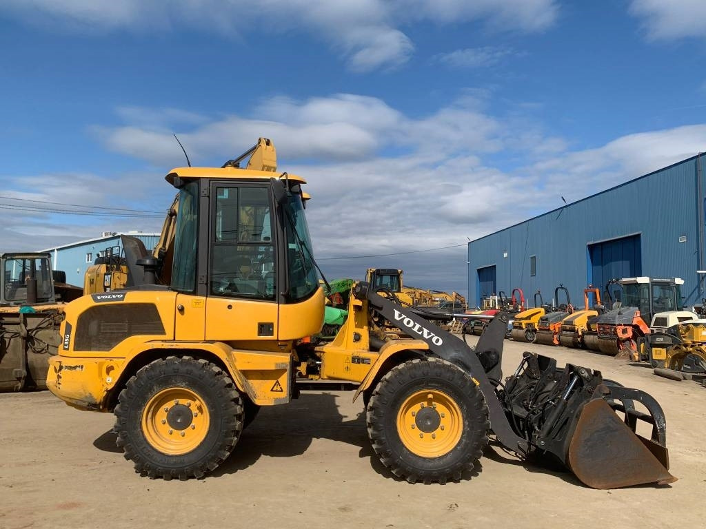 Volvo L 35 G - Chargeuse sur pneus: photos 3 Volvo L 35 G - Chargeuse sur pneus: photos 3