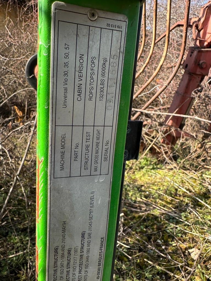 Yanmar VIO 30,35,50,57 CABIN - Cabine pour Engins de chantier: photos 3 Yanmar VIO 30,35,50,57 CABIN - Cabine pour Engins de chantier: photos 3