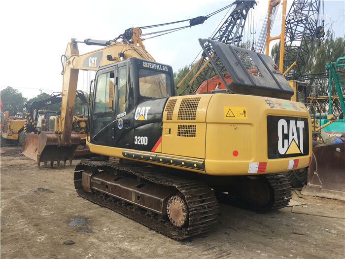 Caterpillar 320D2 - Pelle sur chenille: photos 4 Caterpillar 320D2 - Pelle sur chenille: photos 4
