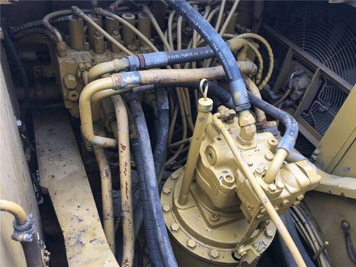 Caterpillar 325DL - Pelle sur chenille: photos 3 Caterpillar 325DL - Pelle sur chenille: photos 3