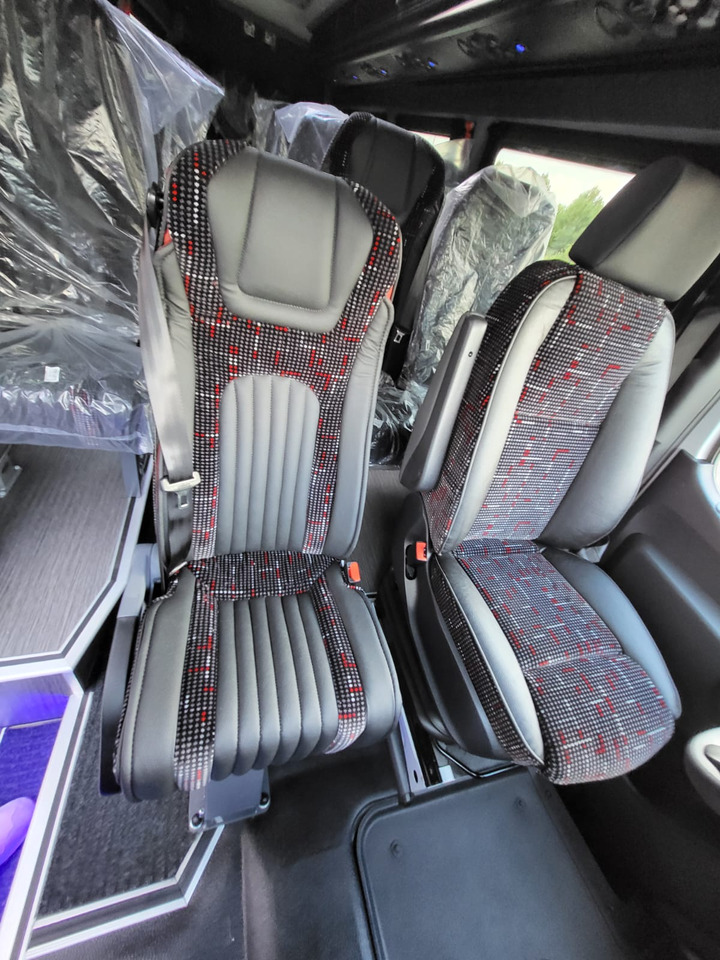 Autocar neuf Mercedes-Benz Sprinter 519 CDI 24 places + 4 standing NEW: photos 11 Autocar neuf Mercedes-Benz Sprinter 519 CDI 24 places + 4 standing NEW: photos 11