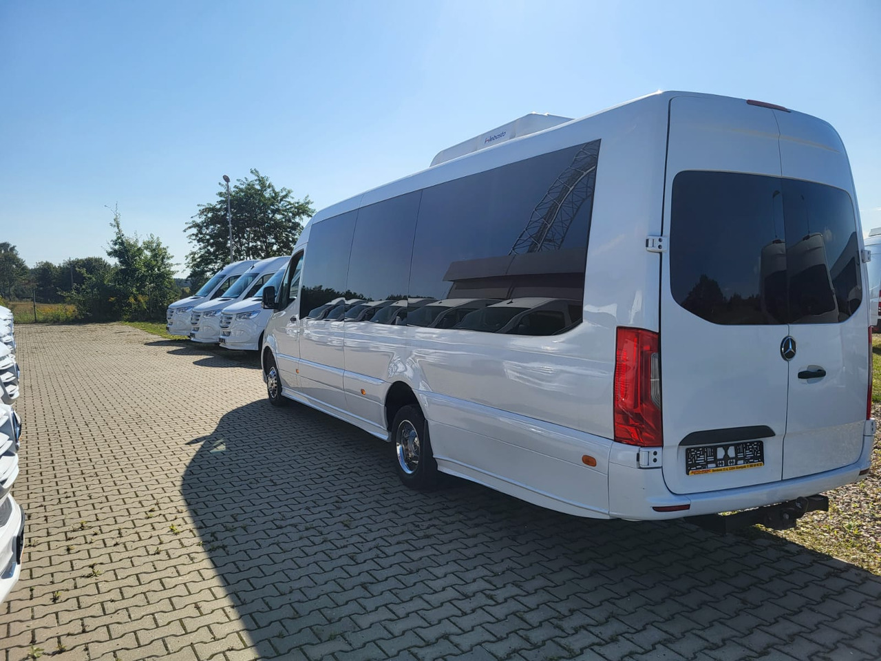 Sprinter 516 CDI 24 places + 4 standing - Bus interurbain: photos 4 Sprinter 516 CDI 24 places + 4 standing - Bus interurbain: photos 4
